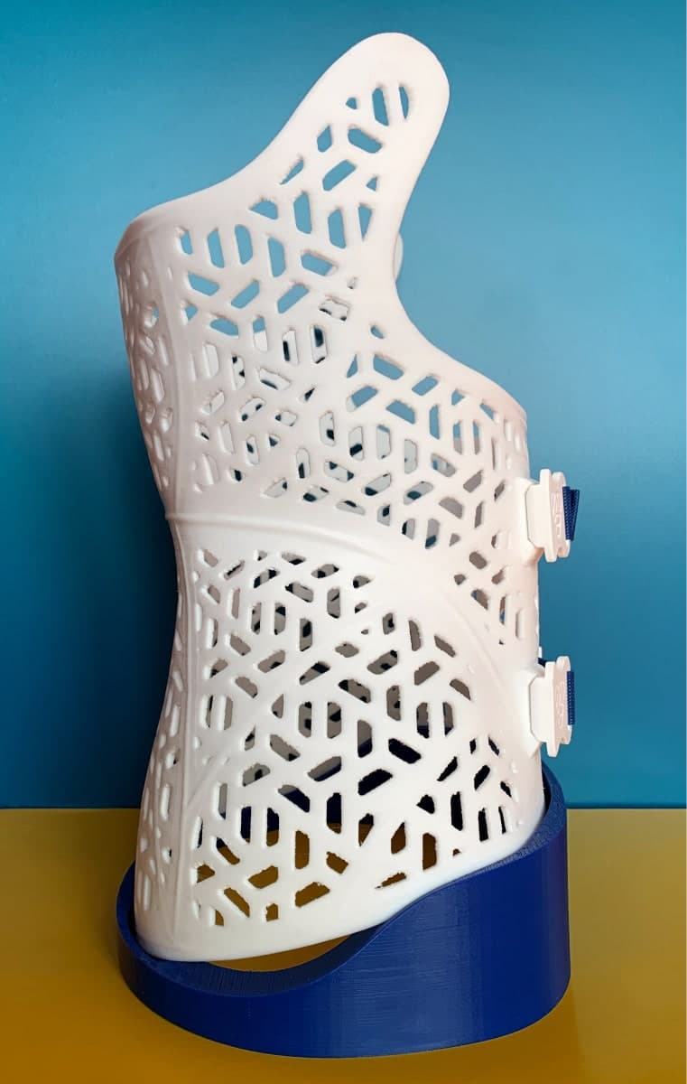 Immagine laterale del campione Exos Armor